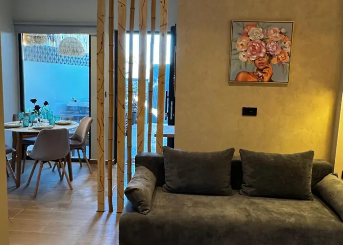 Апартаменты Compass Luxury Фалираки